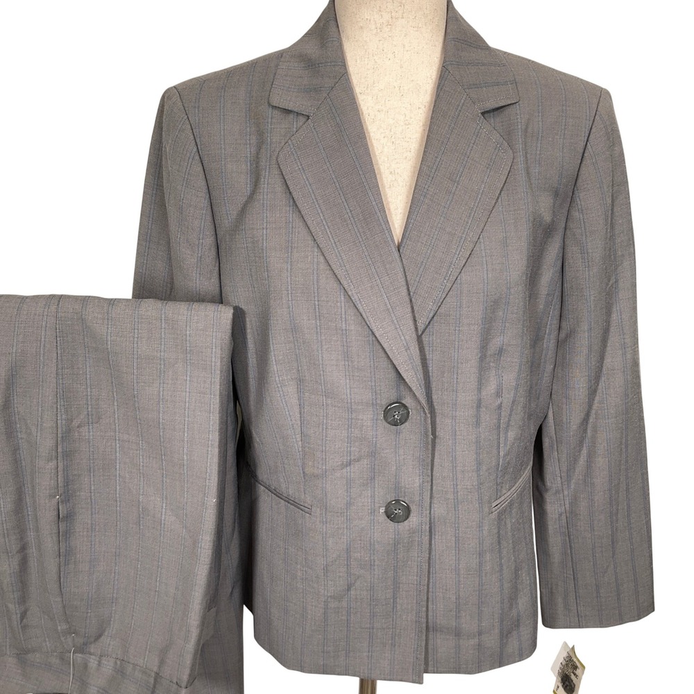 Evan Picone Pantsuit Womens 14P Gray Blue Pinstripe 2 Button Neutral Office 2pc